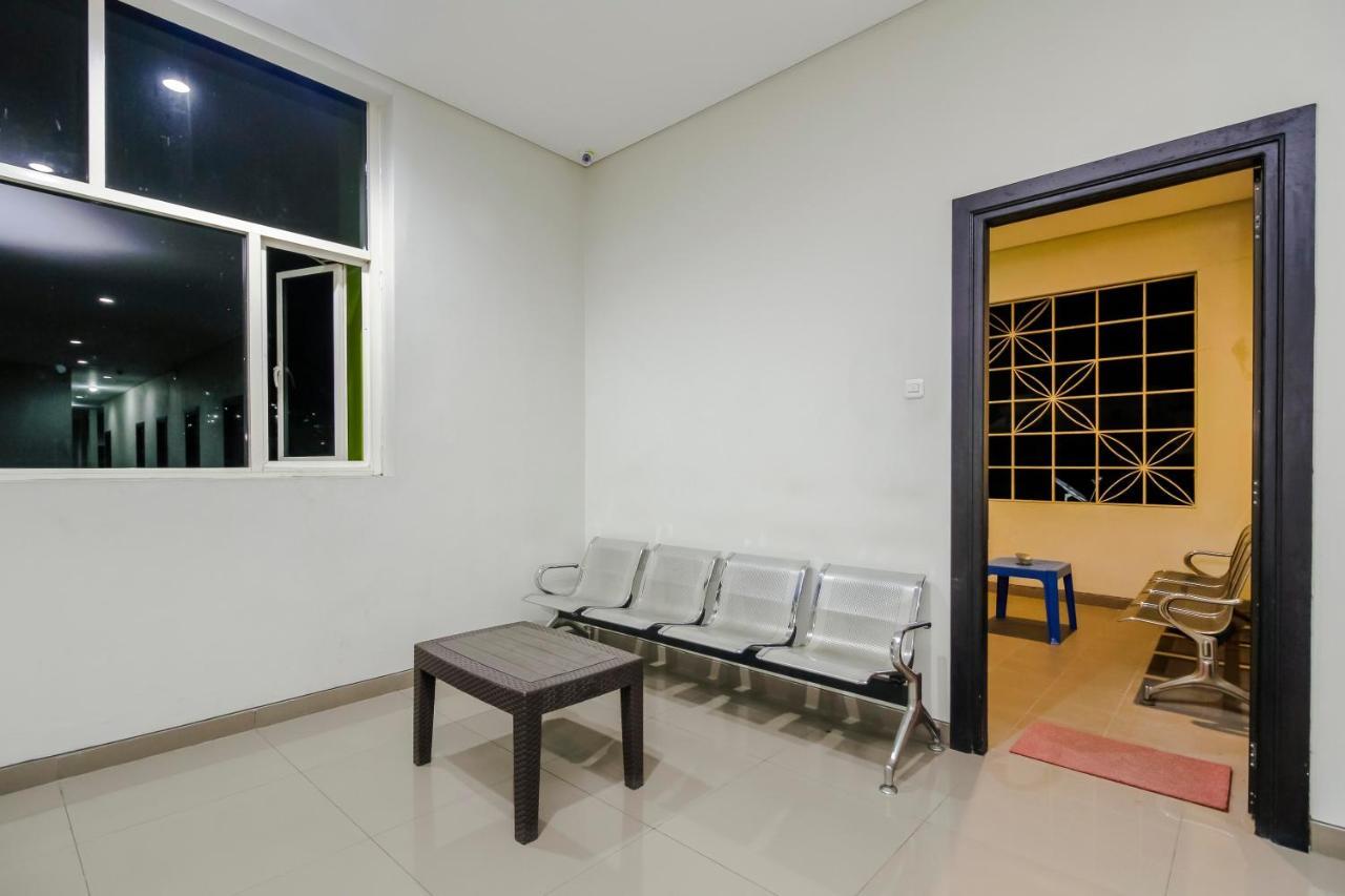 Reddoorz Near Samarinda Central Plaza Exteriér fotografie